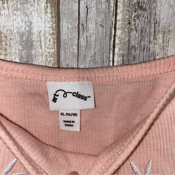NWT Art Class Floral Daisy Embroidered Ribbed Tank - Picture 5 of 5